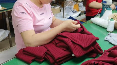 羊毛衫个性化，针织品制造纽约