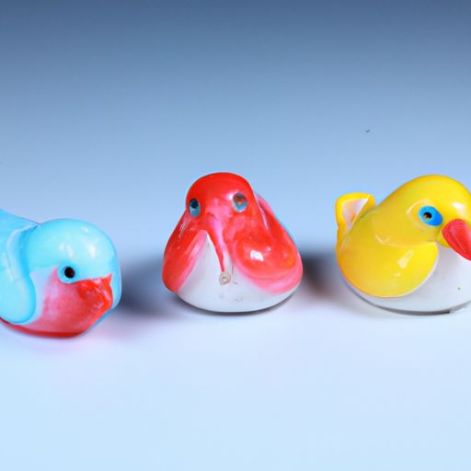 Productos promocionales para bebés y niños, juguetes de plástico para pájaros, mini acción de plástico liso para