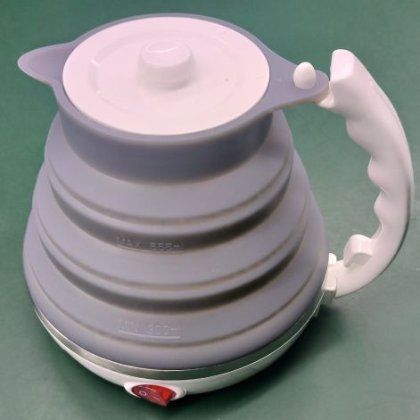 折叠水壶定制中国工厂，折叠电水壶中国最好的批发商